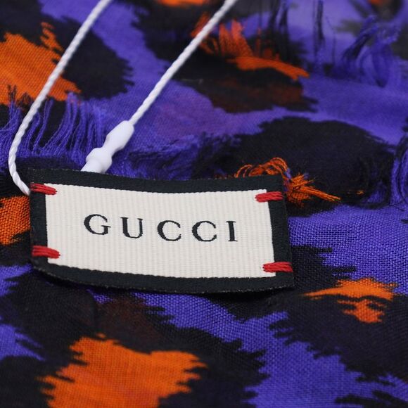 Gucci Leopard Print Logo Scarf In Multicolor Modal - Picture 4 of 4